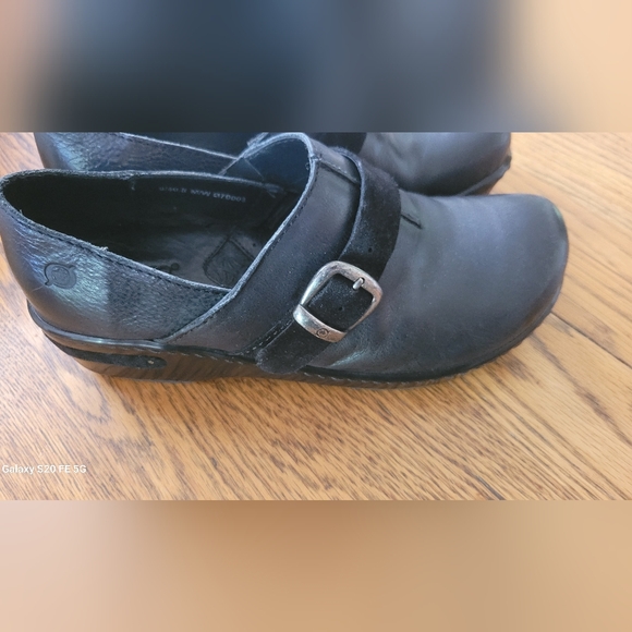 Born Black Leather Clogs with Buckle Detail - Picture 2 of 10